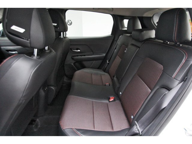 New 2027 Nissan Kicks SR w/ SR Premium Package FWD image 11