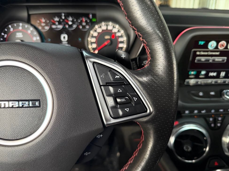 Used 2018 Chevrolet Camaro SS RWD image 19