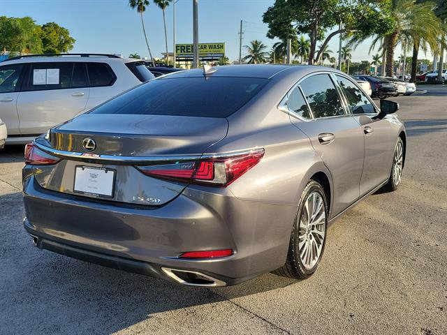 Used 2019 Lexus ES 350 w/ Luxury Package image 20