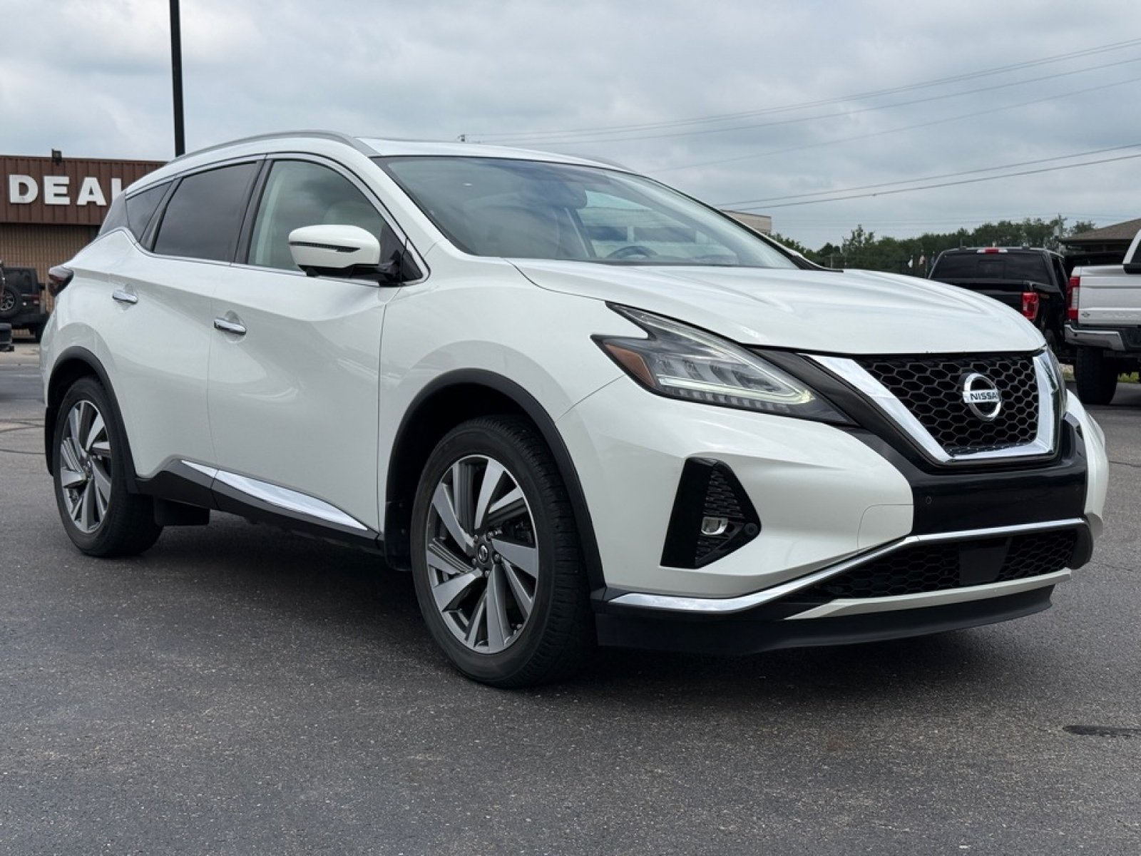 Used 2019 Nissan Murano Platinum AWD/4WD image 2