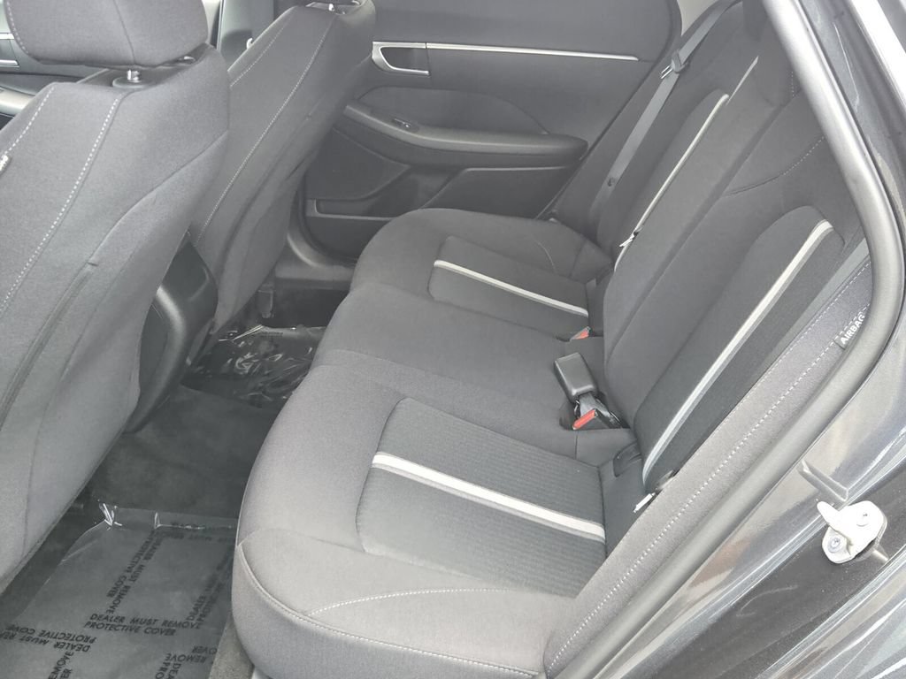 Certified 2025 Hyundai Sonata SE FWD image 10