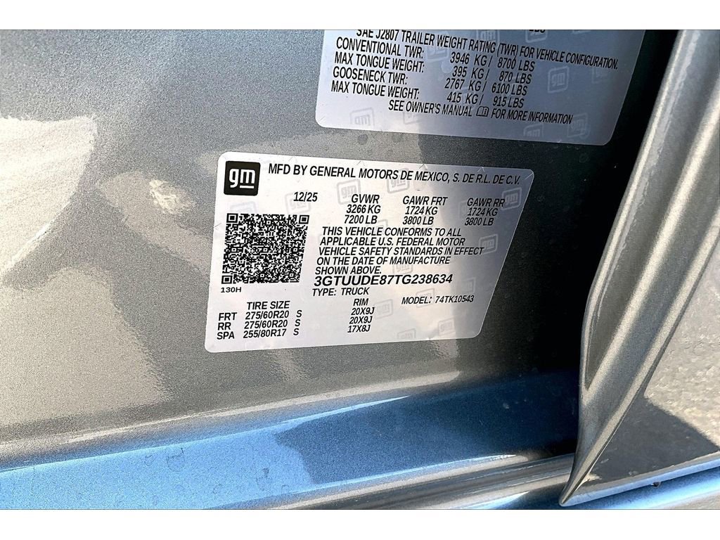 New 2026 GMC Sierra 1500 SLT image 8