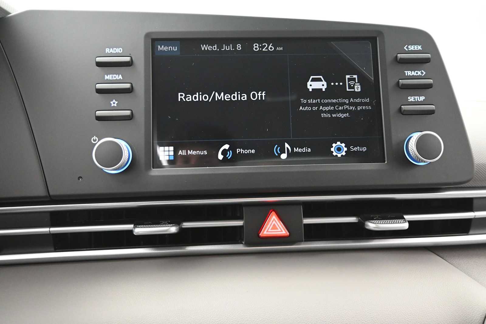 New 2026 Hyundai Elantra SE FWD image 18