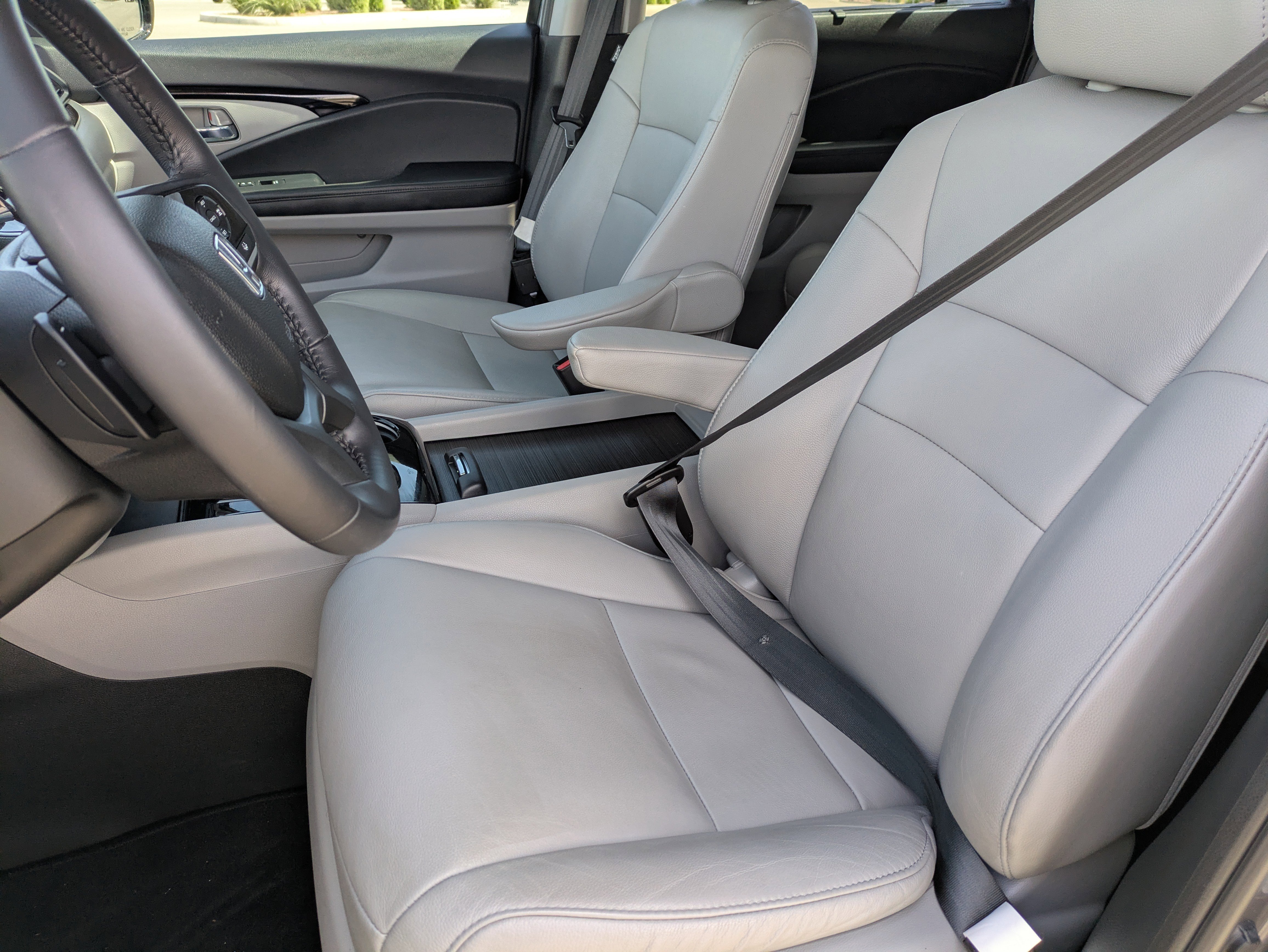 Used 2022 Honda Pilot Touring image 27