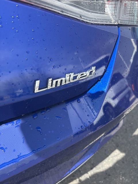 Used 2023 Hyundai Elantra Limited FWD image 4