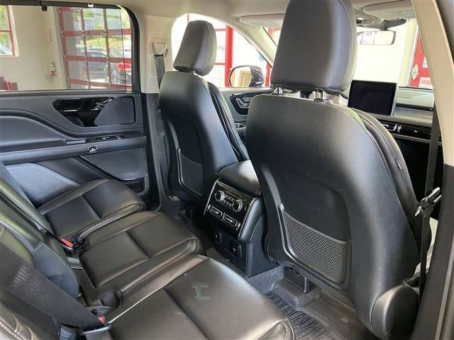 Used 2023 Lincoln Aviator AWD image 26