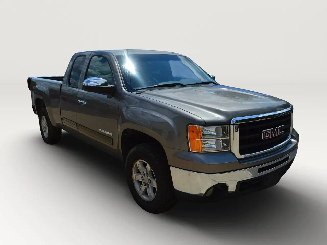 Used 2011 GMC Sierra 1500 SLE w/ Power Tech Package AWD/4WD image 14
