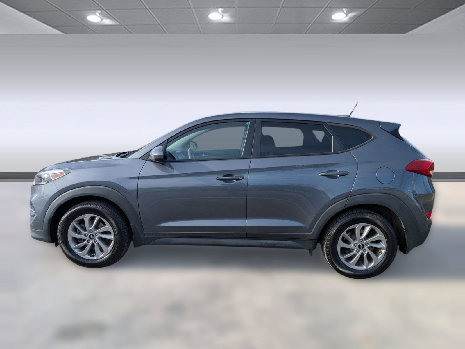 Used 2016 Hyundai Tucson SE image 2