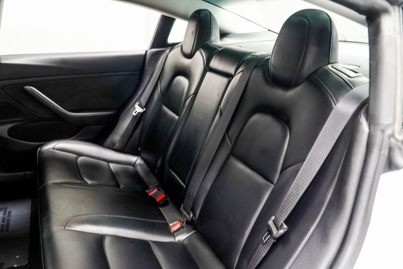 Used 2019 Tesla Model 3 Long Range image 31