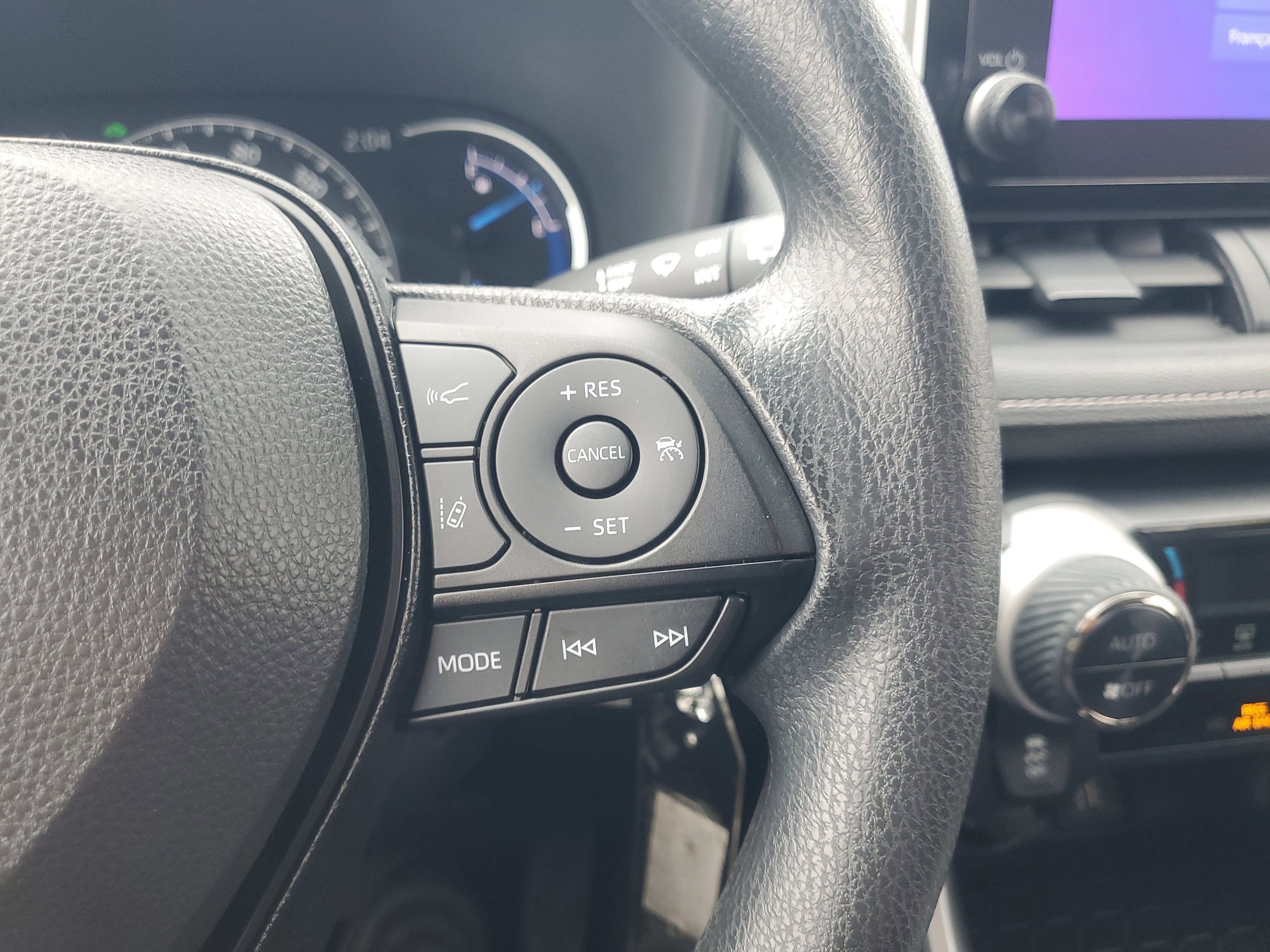 Certified 2024 Toyota RAV4 LE image 21