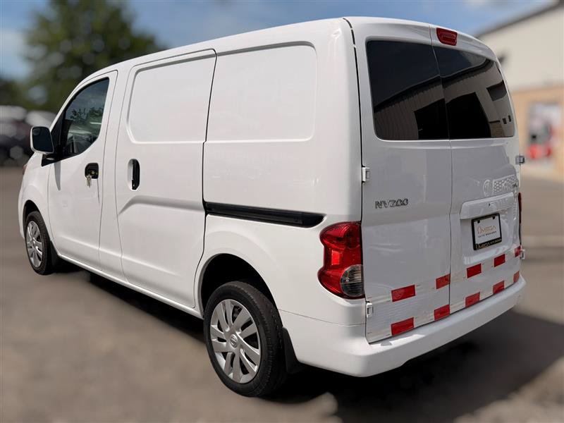 Used 2017 Nissan NV200 SV w/ Back Door Glass Package FWD image 5