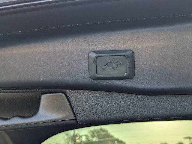 Used 2019 Toyota RAV4 XLE Premium w/ Cold Weather Package FWD image 14