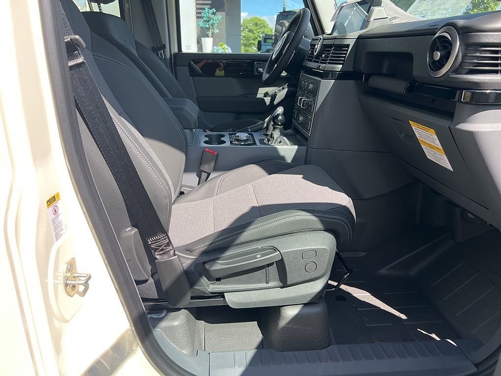 New 2024 INEOS Grenadier image 19