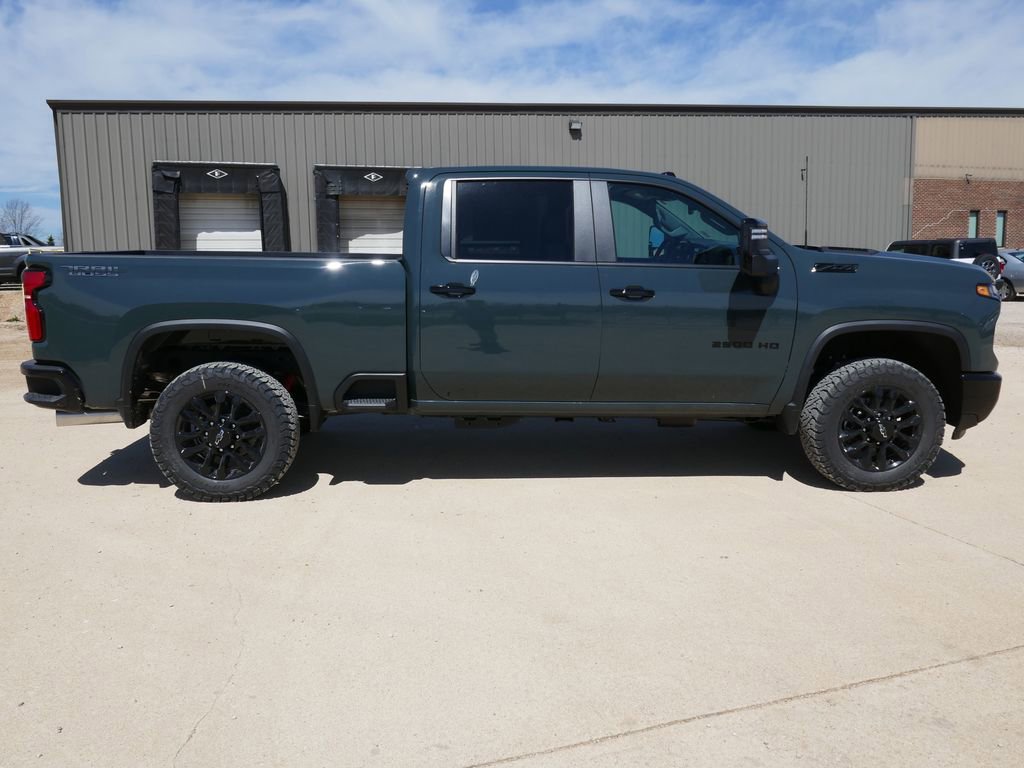 New 2026 Chevrolet Silverado 2500 LT image 3