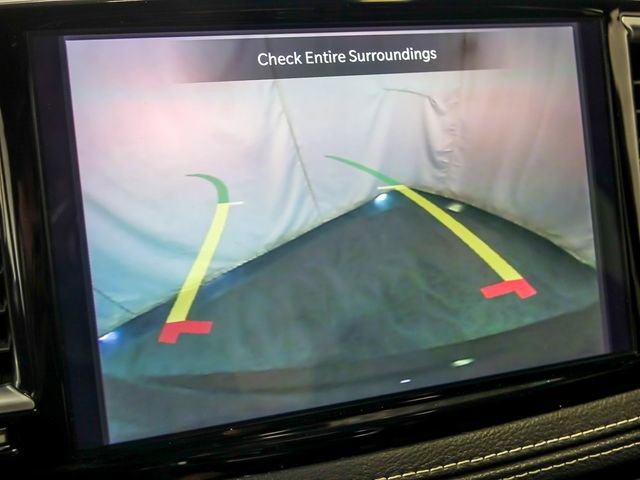 Used 2025 Chrysler Pacifica Limited FWD image 25
