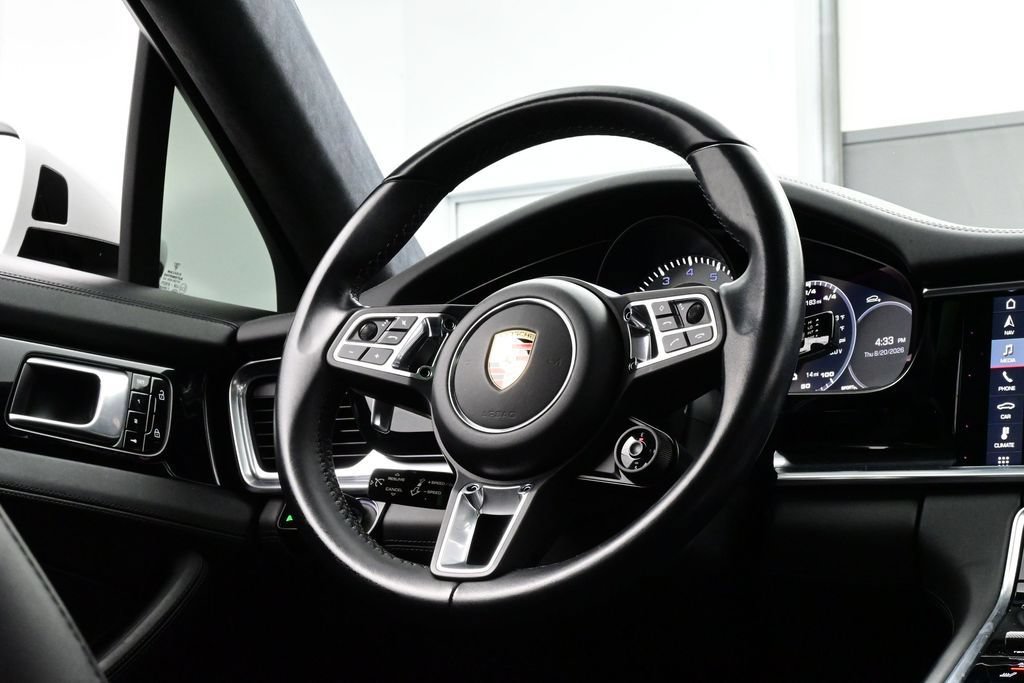 Certified 2019 Porsche Panamera Turbo S w/ Premium Package Plus AWD/4WD image 21