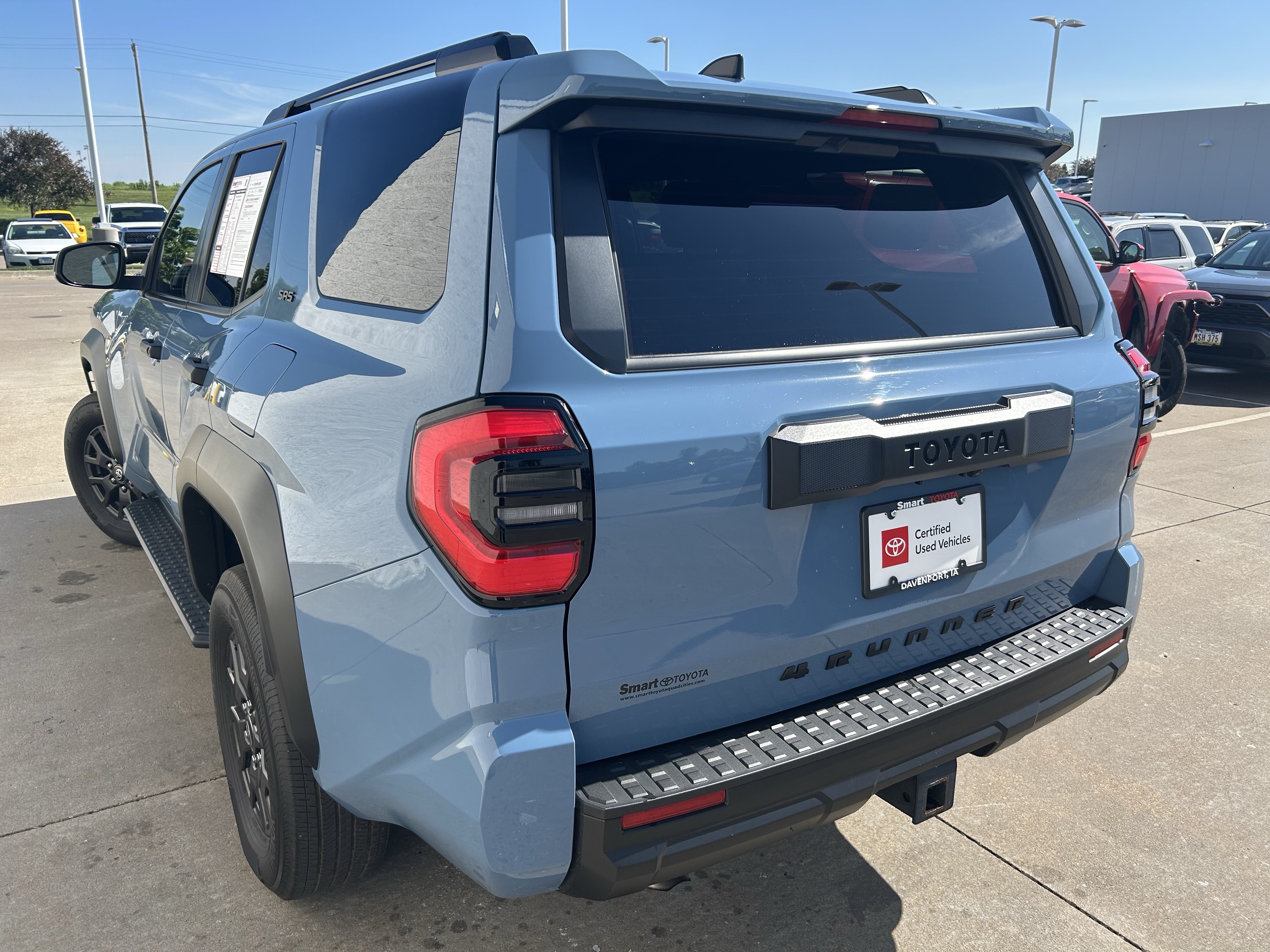 Certified 2025 Toyota 4Runner SR5 AWD/4WD image 4