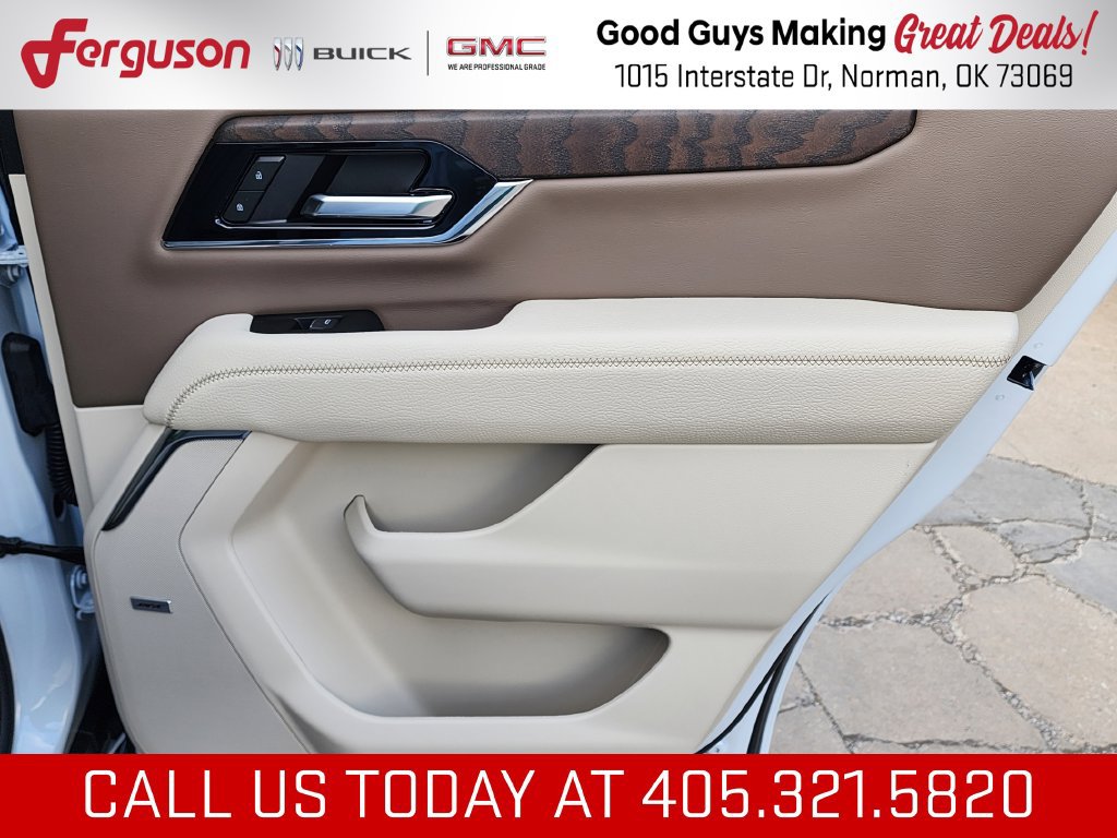 New 2026 GMC Yukon Denali w/ Denali Reserve Package AWD/4WD image 49