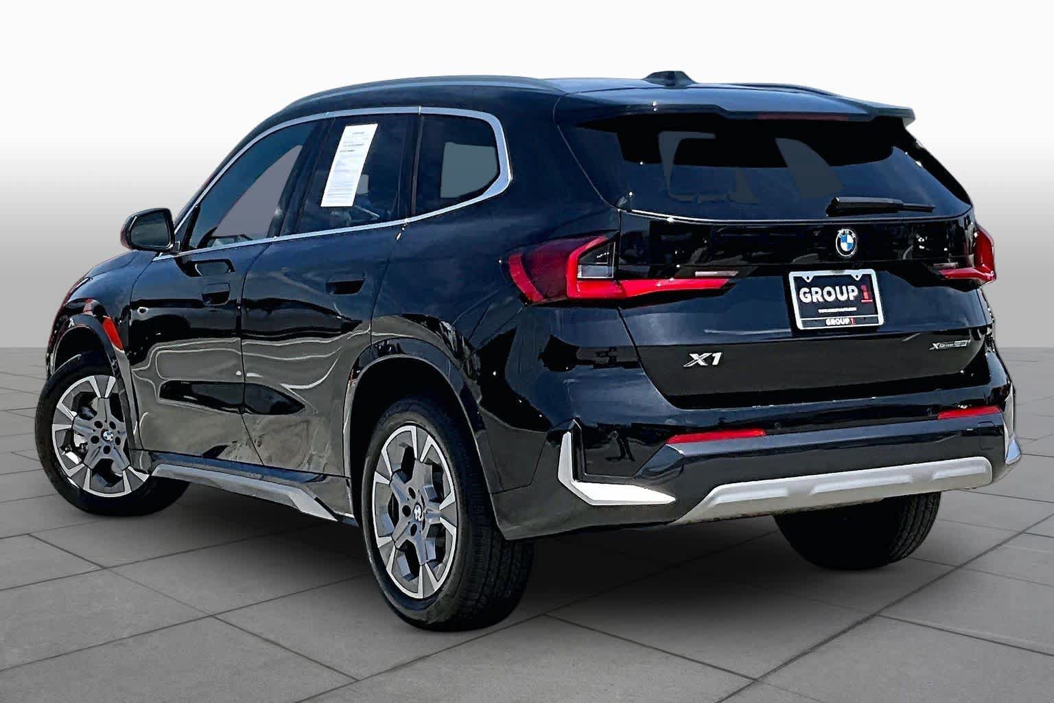 Used 2025 BMW X1 xDrive28i AWD/4WD image 11