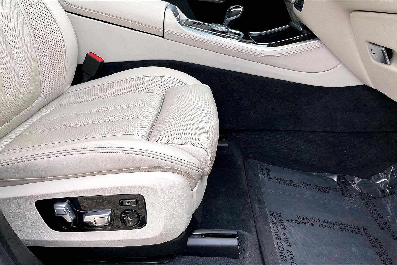 Used 2020 BMW X5 xDrive40i w/ Premium Package image 22