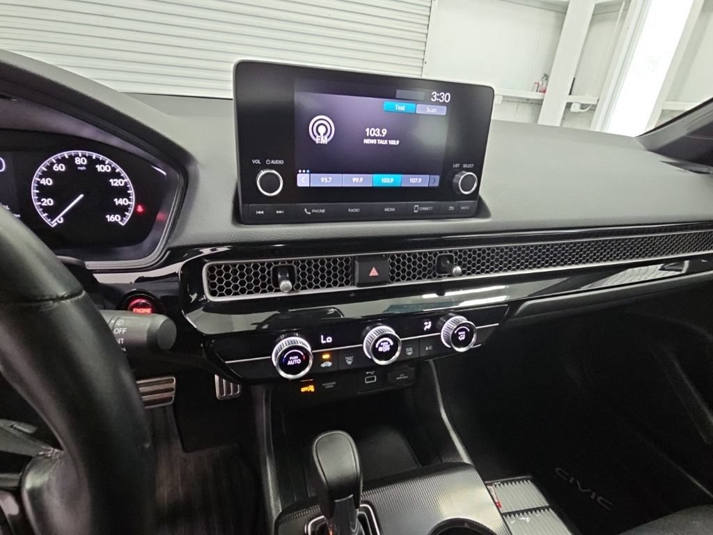 Used 2024 Honda Civic Sport image 13
