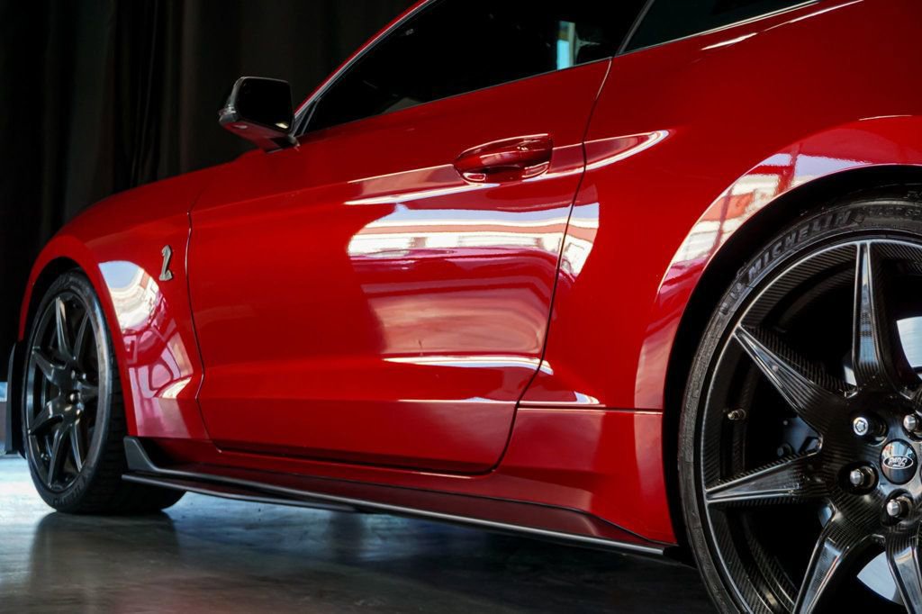 Used 2021 Ford Mustang Shelby GT500 w/ Carbon Fiber Track Pack RWD image 45