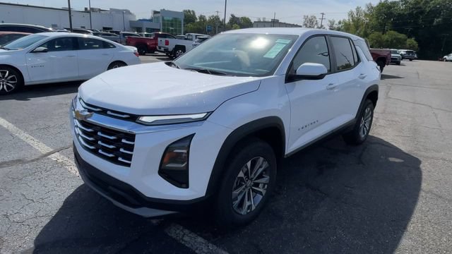 New 2027 Chevrolet Equinox LT w/ LPO, Floor Liner Package AWD/4WD image 6