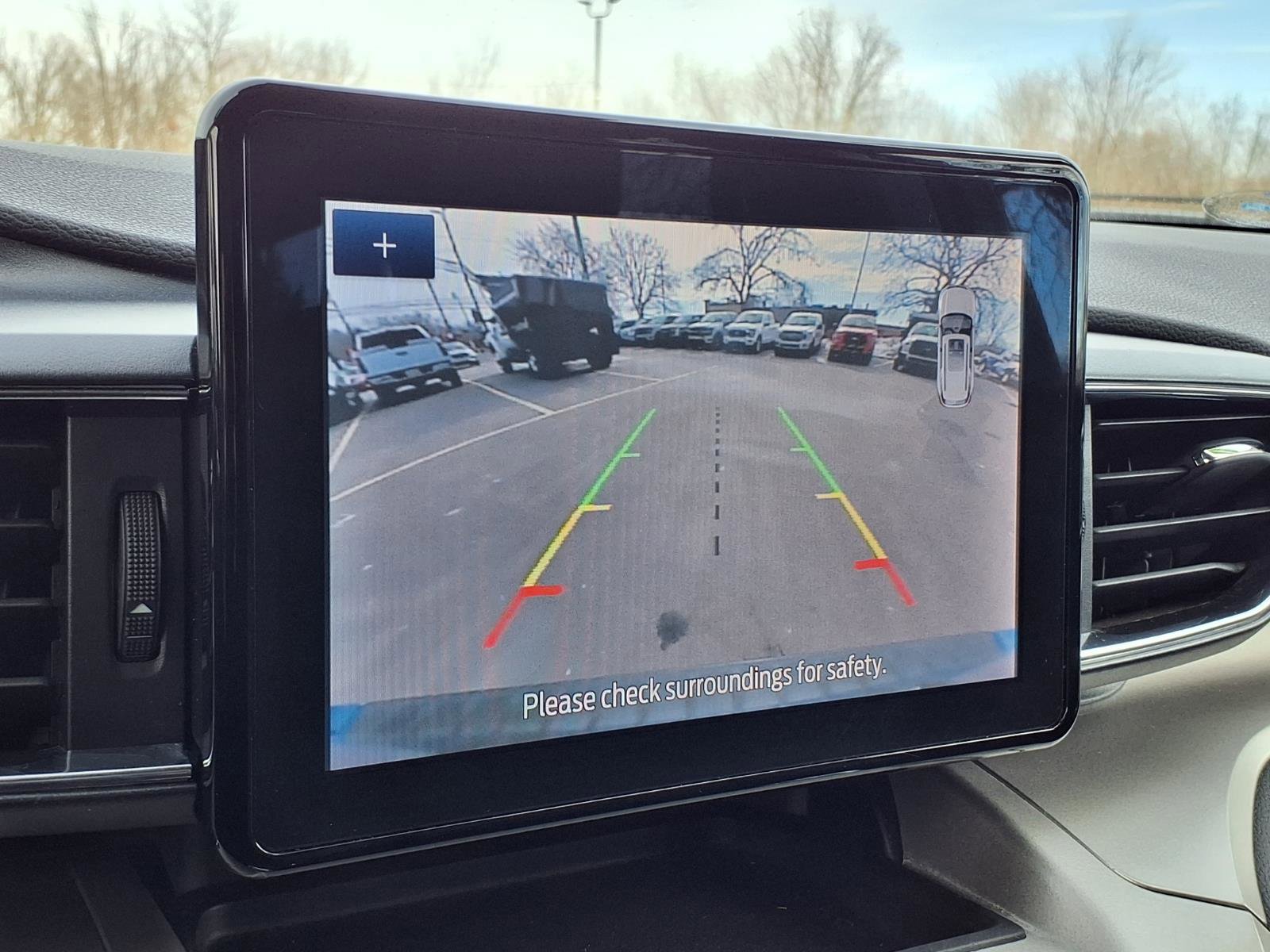 Used 2021 Ford Explorer XLT w/ Equipment Group 202A image 10