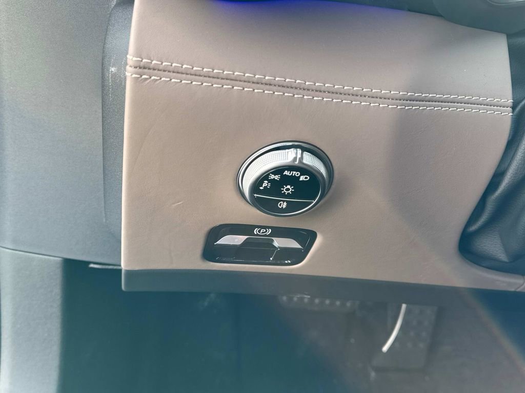 New 2025 Mercedes-Benz AMG GT 55 image 32