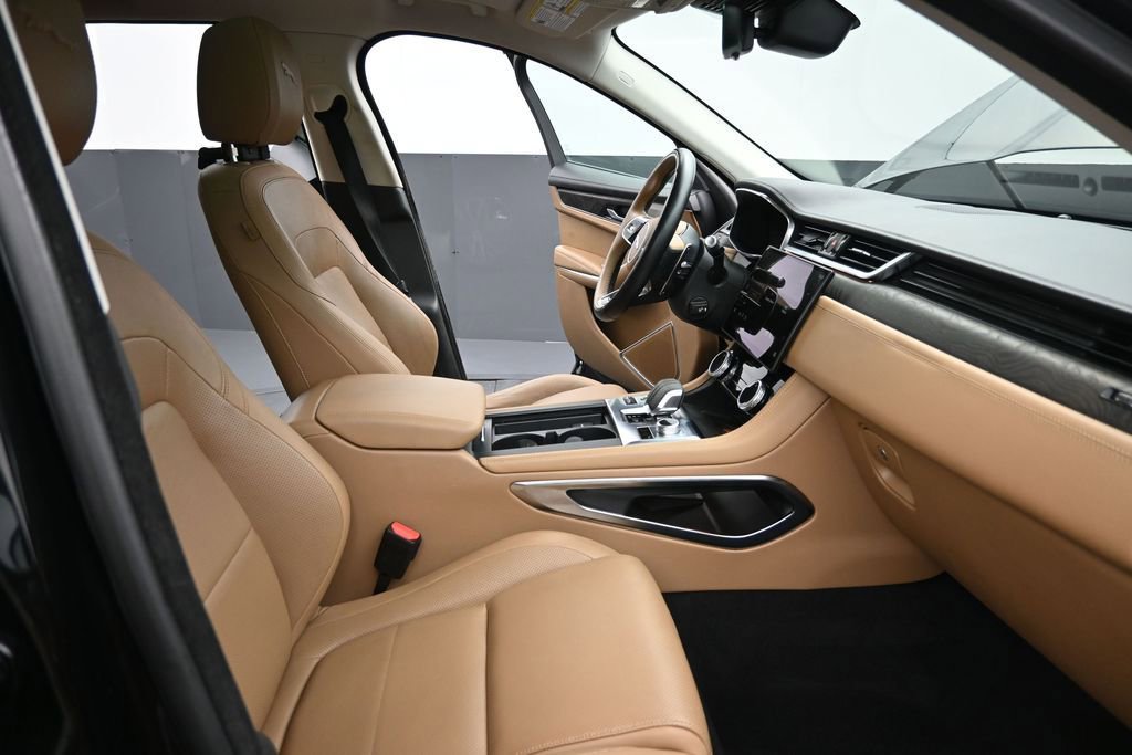 Certified 2022 Jaguar F-PACE S AWD/4WD image 5