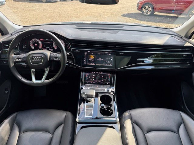 Used 2023 Audi Q7 2.0T Premium w/ Convenience Package AWD/4WD image 15