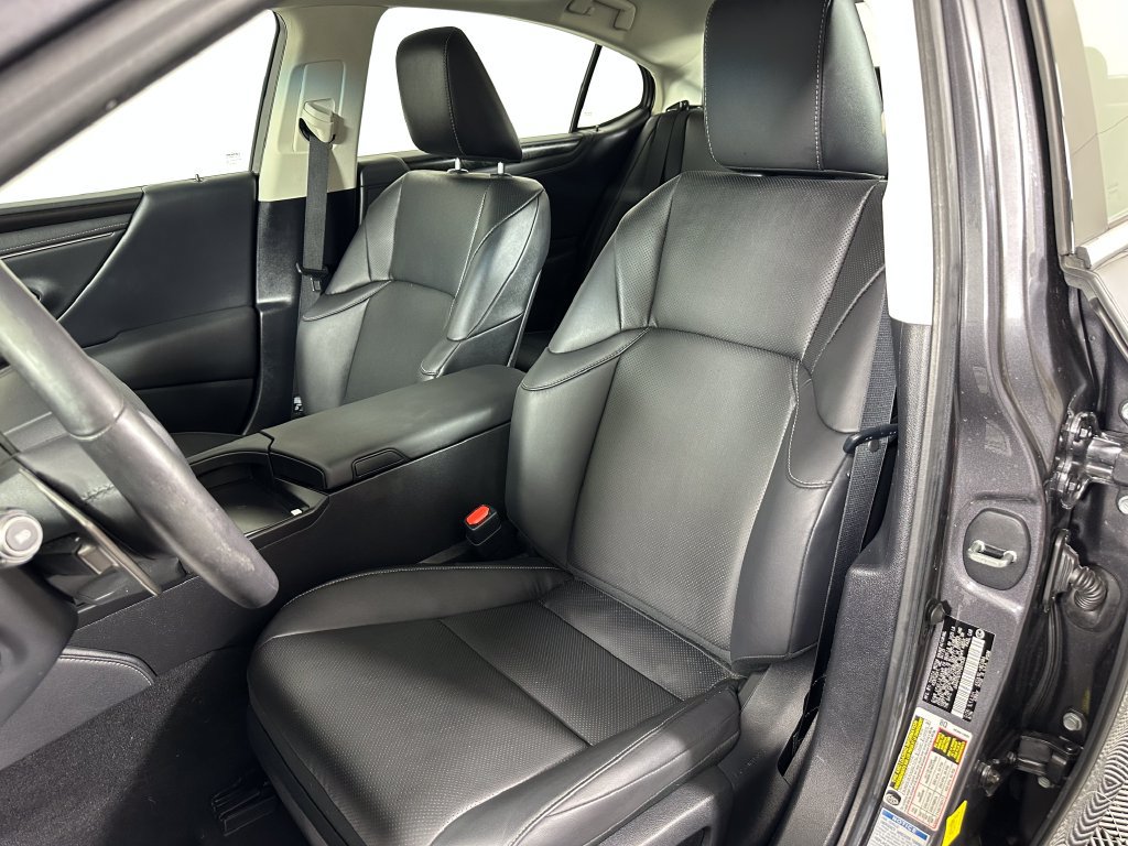 Used 2023 Lexus ES 250 w/ Premium Package AWD/4WD image 12