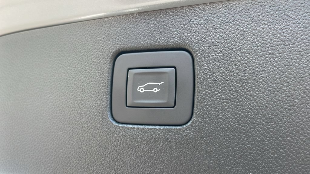 New 2026 Buick Envista Sport Touring w/ Convenience I Package FWD image 25