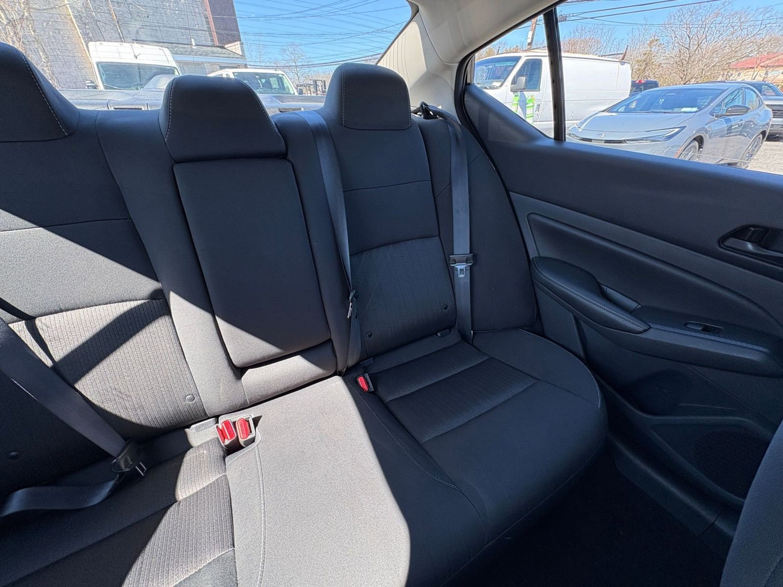 Used 2025 Nissan Altima 2.5 SV image 35