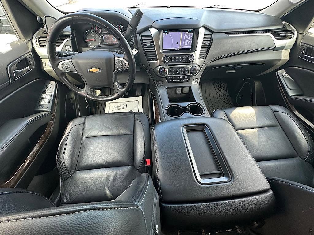 Used 2019 Chevrolet Suburban LT image 19