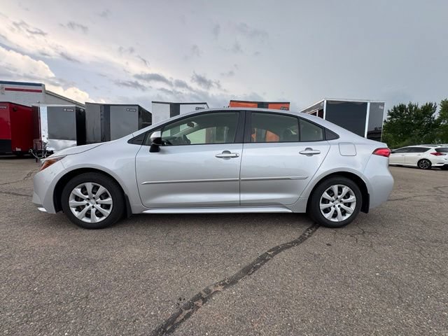 Used 2022 Toyota Corolla LE FWD image 4