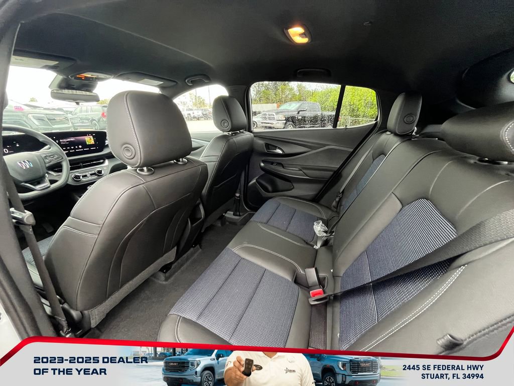New 2026 Buick Envision Avenir image 12