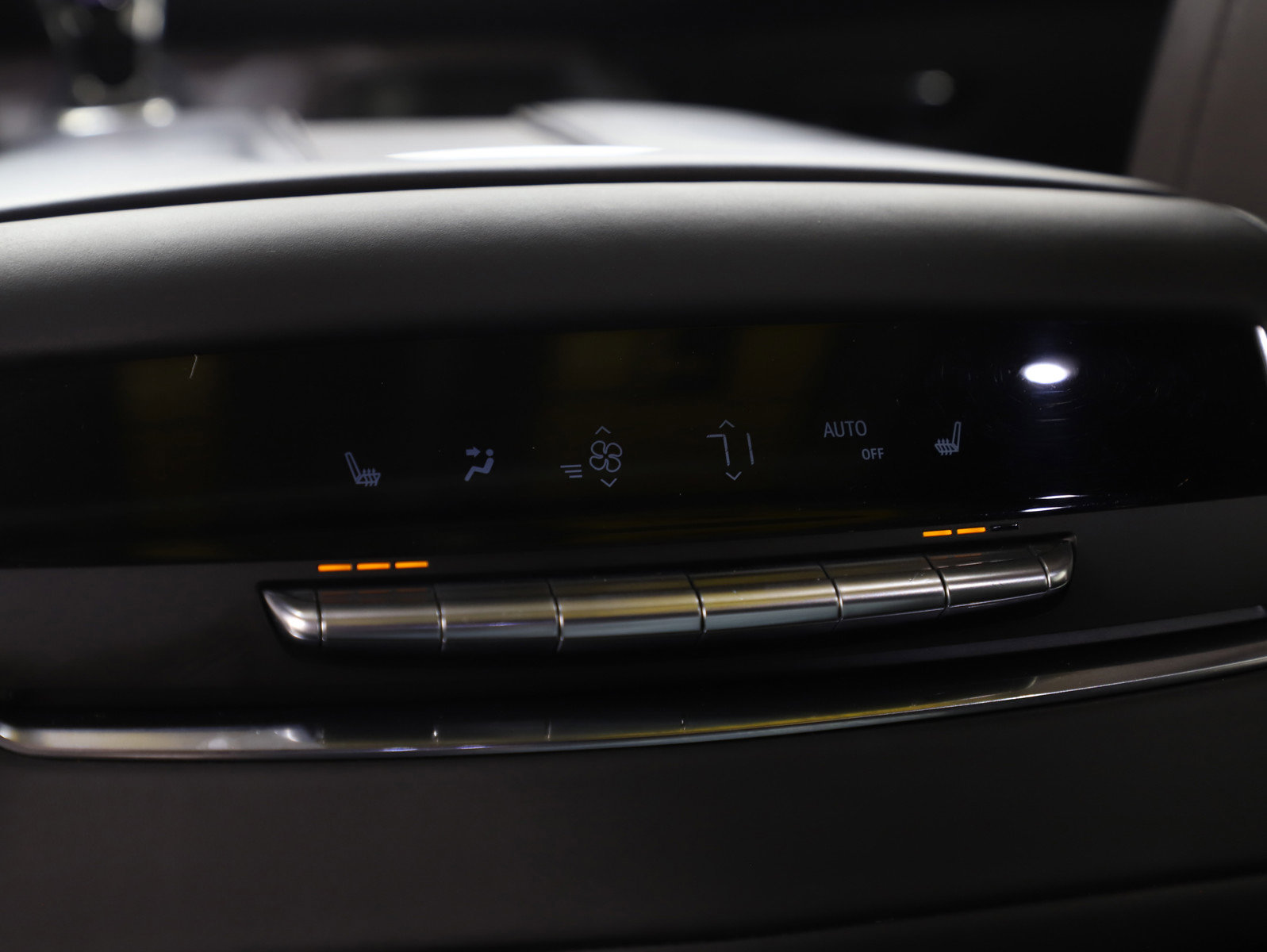 Used 2021 Cadillac Escalade Sport Platinum AWD/4WD image 24