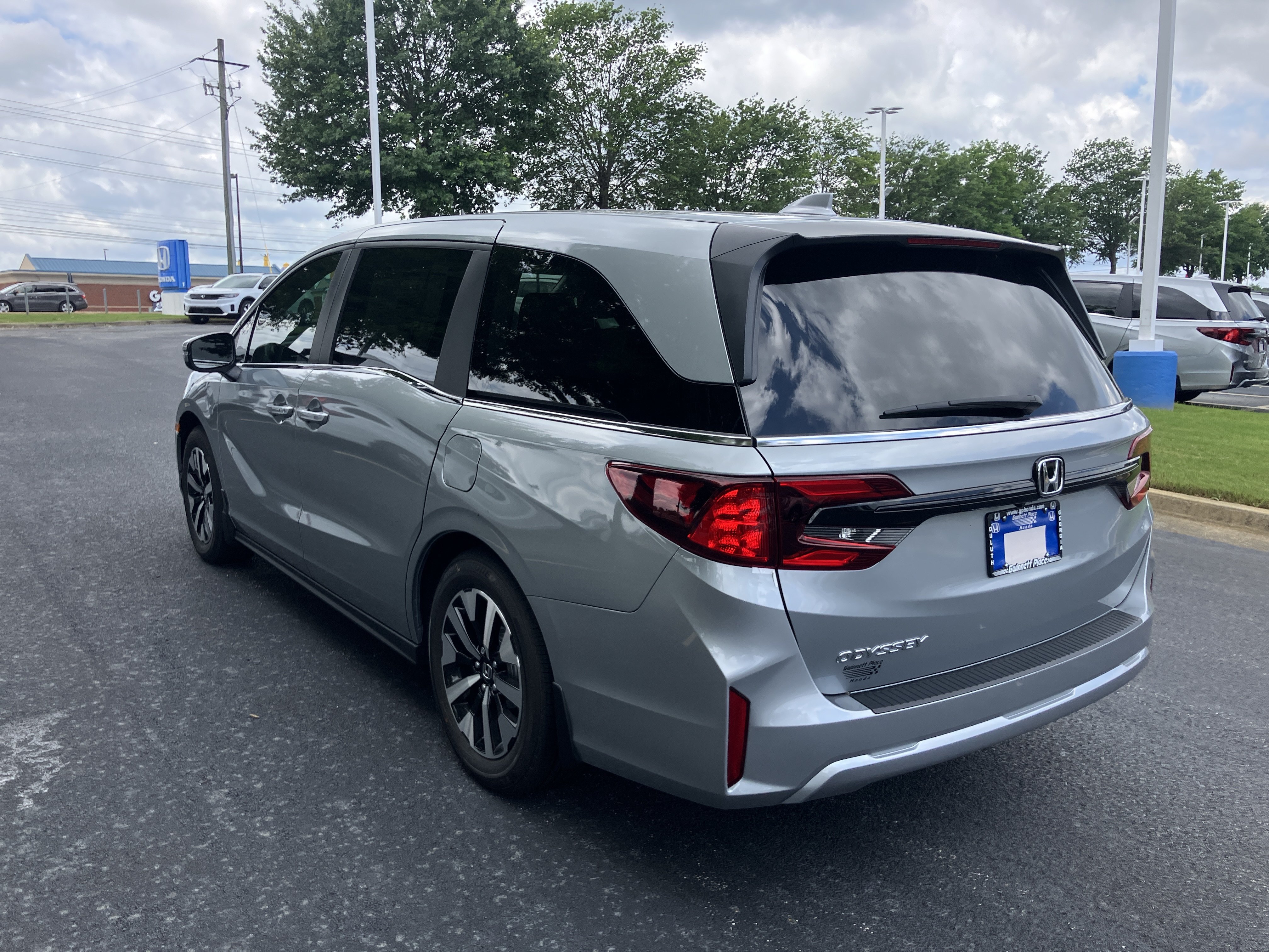 New 2026 Honda Odyssey EX-L image 7