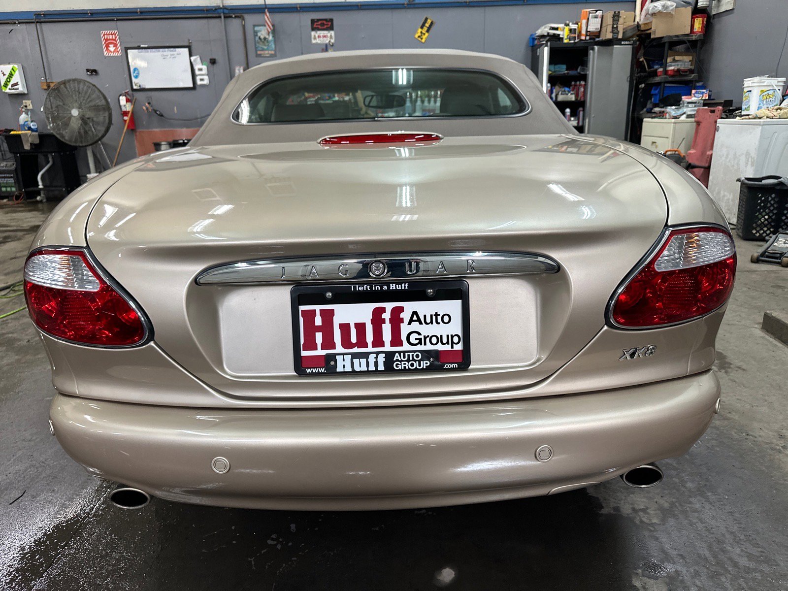 Used 2001 Jaguar XK8 Convertible image 3