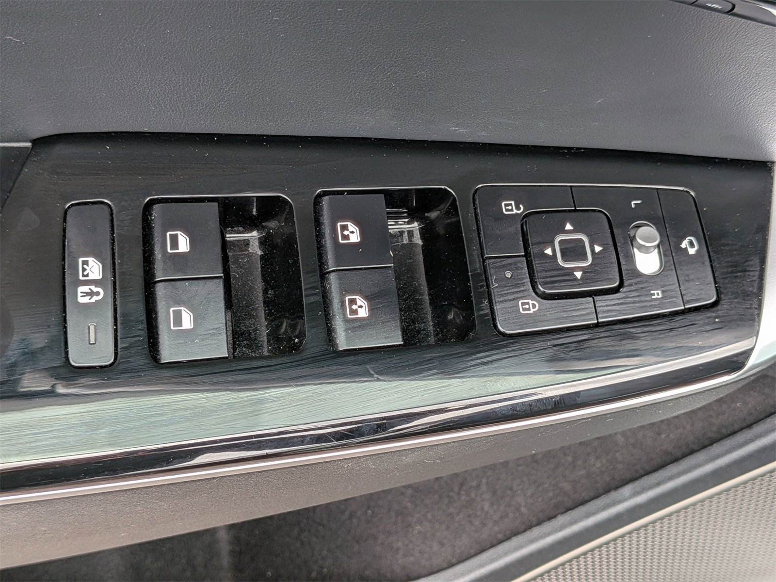 Used 2022 Kia EV6 GT-Line w/ First Edition Package image 14