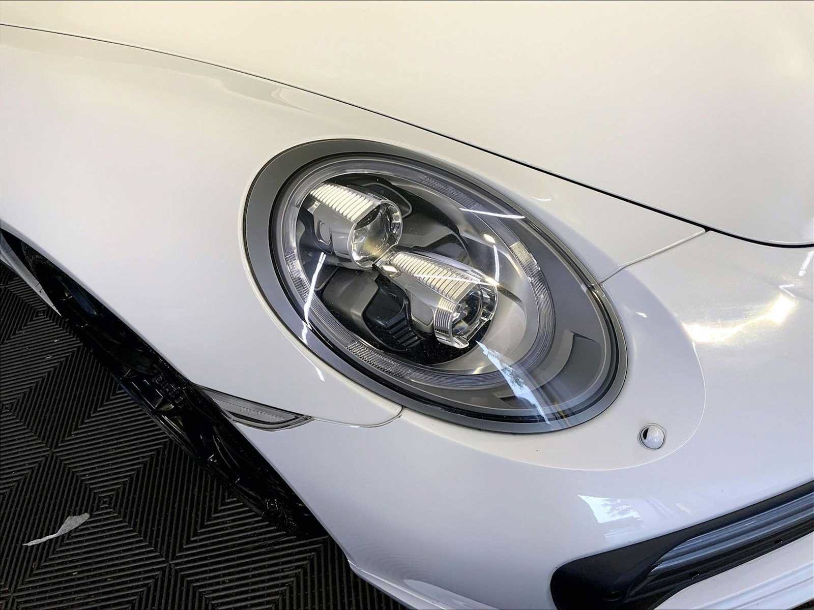 Certified 2017 Porsche 911 Turbo S AWD/4WD image 12