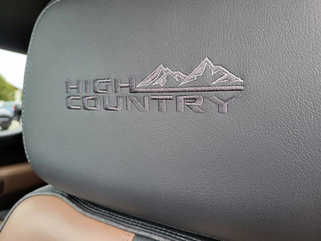 Used 2022 Chevrolet Silverado 1500 High Country w/ Z71 Off-Road Package image 19