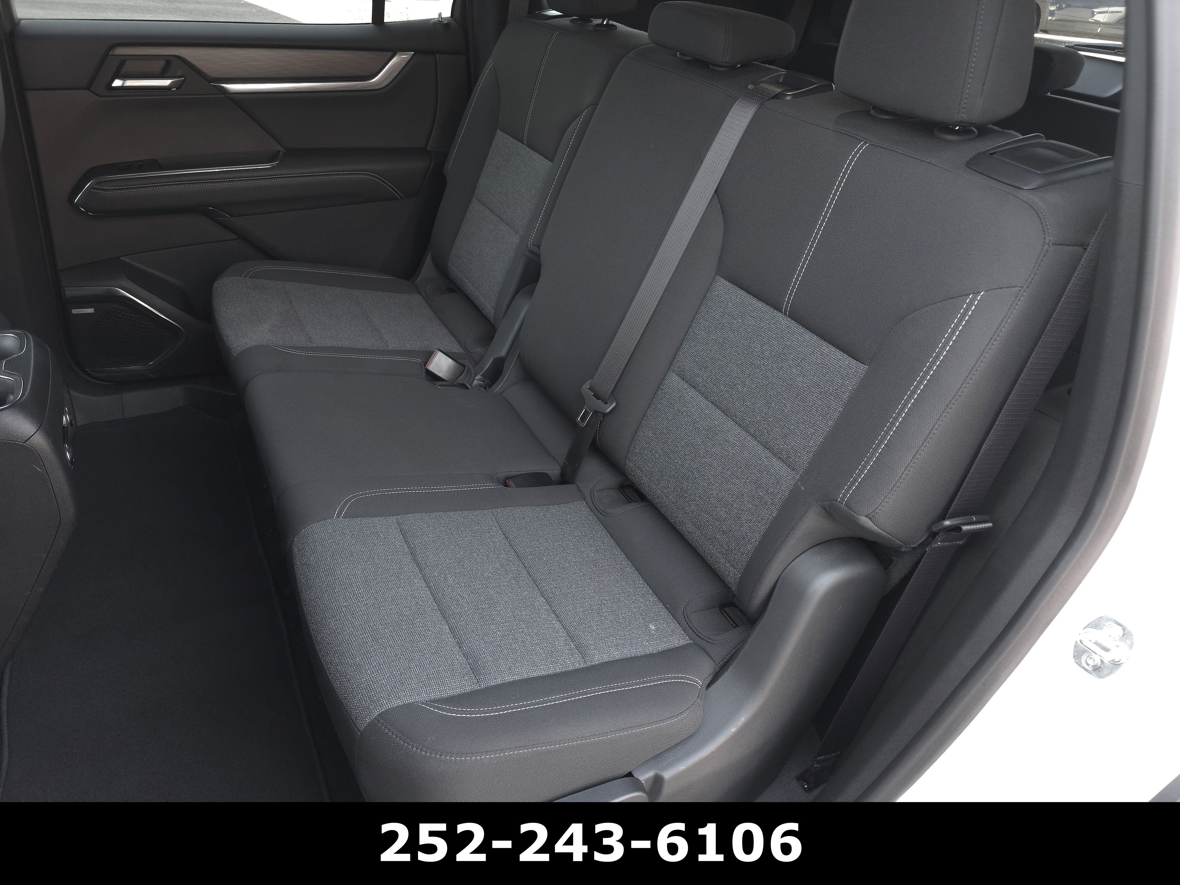 Used 2025 GMC Acadia Elevation FWD image 30