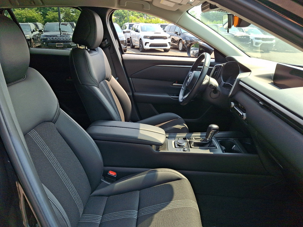 Used 2025 MAZDA CX-50 AWD 2.5 S w/ Preferred Package image 12
