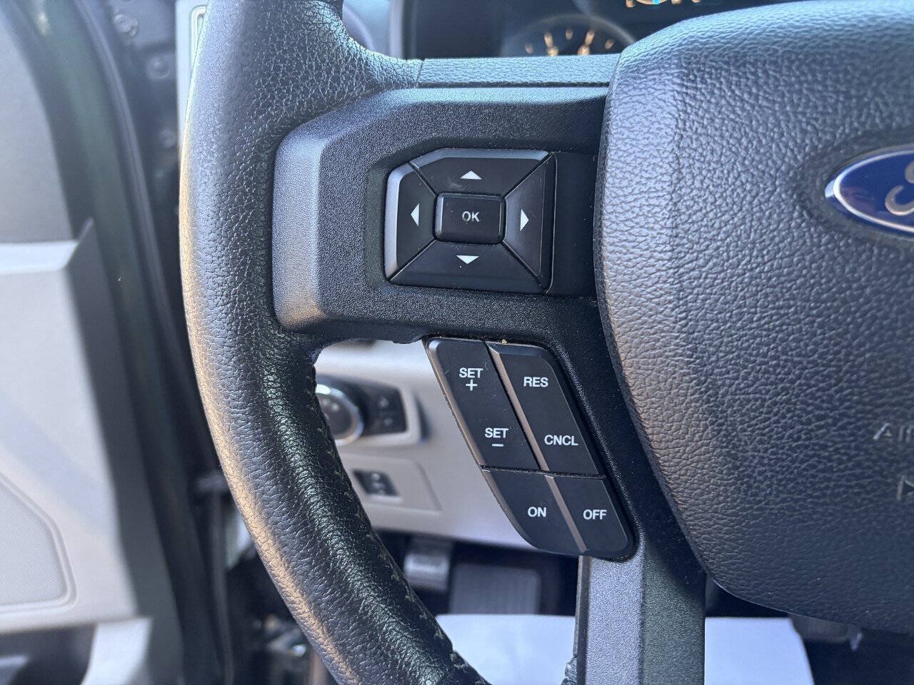 Used 2015 Ford F150 XLT w/ Equipment Group 301A Mid AWD/4WD image 16