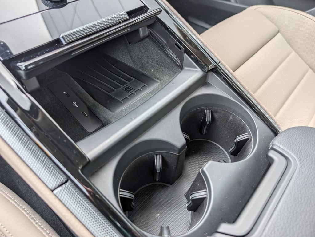 Certified 2025 Porsche Panamera RWD image 19