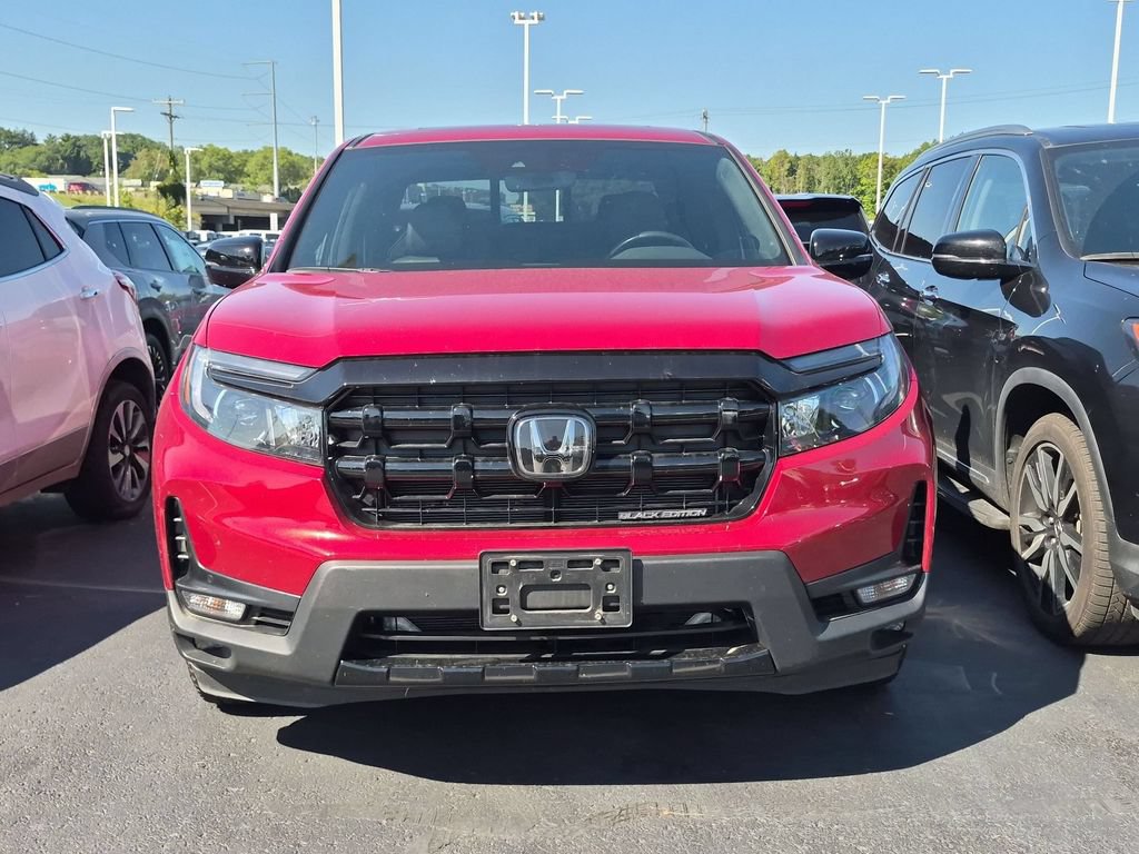 Used 2025 Honda Ridgeline Black Edition image 4