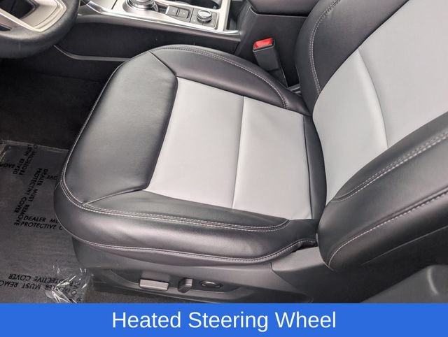 Used 2024 Ford Explorer XLT w/ Equipment Group 202A AWD/4WD image 22