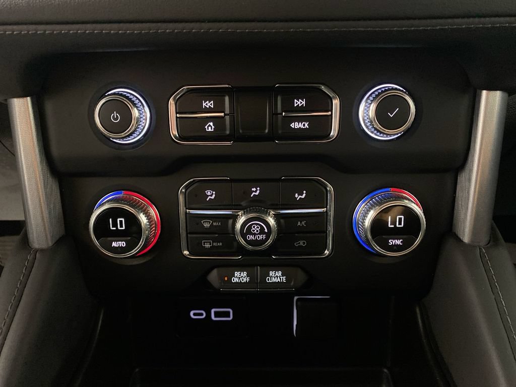 Certified 2023 GMC Yukon SLE w/ Max Trailering Package AWD/4WD image 18